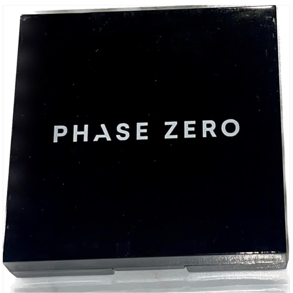 PHASE ZERO MAKE UP
Quad Eyeshadow Palette in Santorini NWT neutral colors 🥰 - Picture 9 of 11